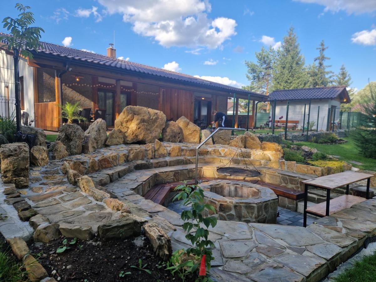 Villa Garden Bešeňová 외부 사진