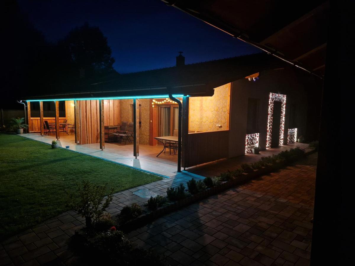 Villa Garden Bešeňová 외부 사진